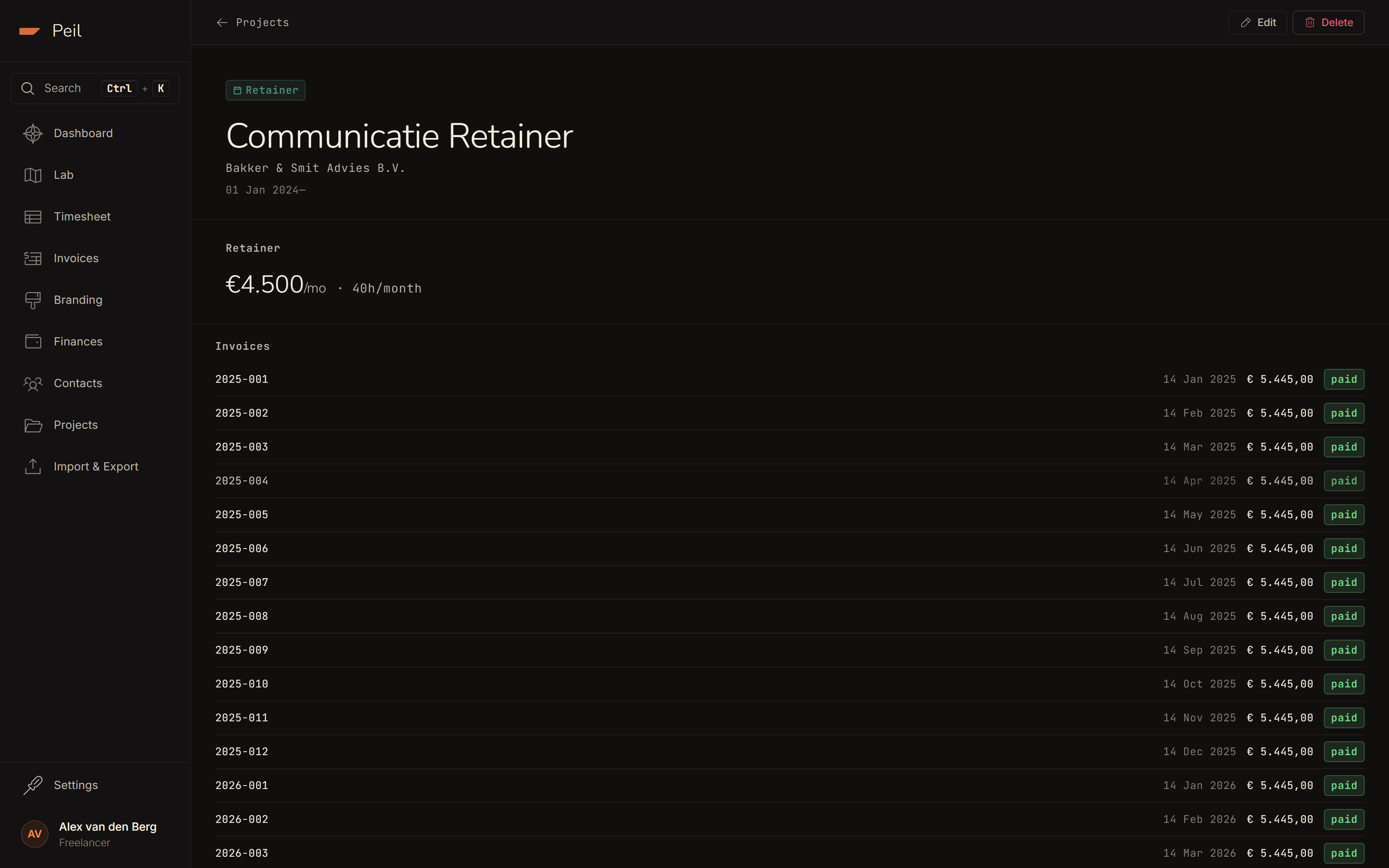 A retainer project: €4,500/month for 40 hours per month, with recent entries below.